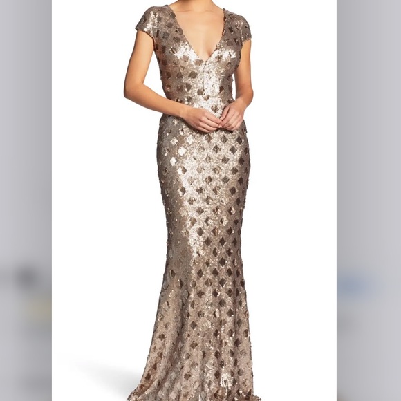 🌟 Dress the population gold sequin gown - Picture 3 of 11